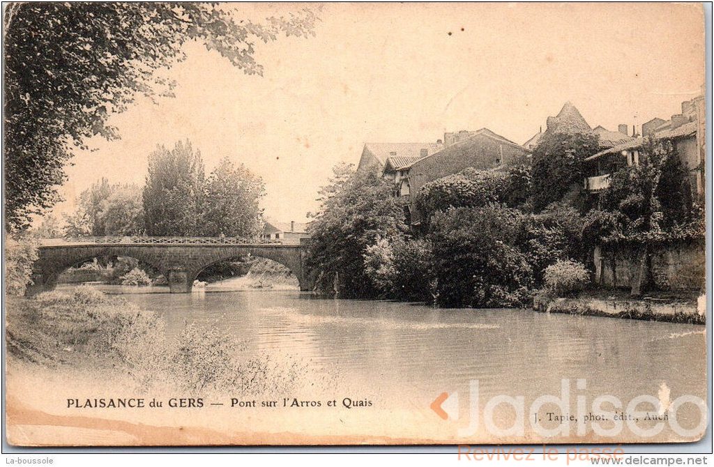 Photo ancienne à localiser : Du Gers &# ; Pont sur L&# ;arros et Quais.